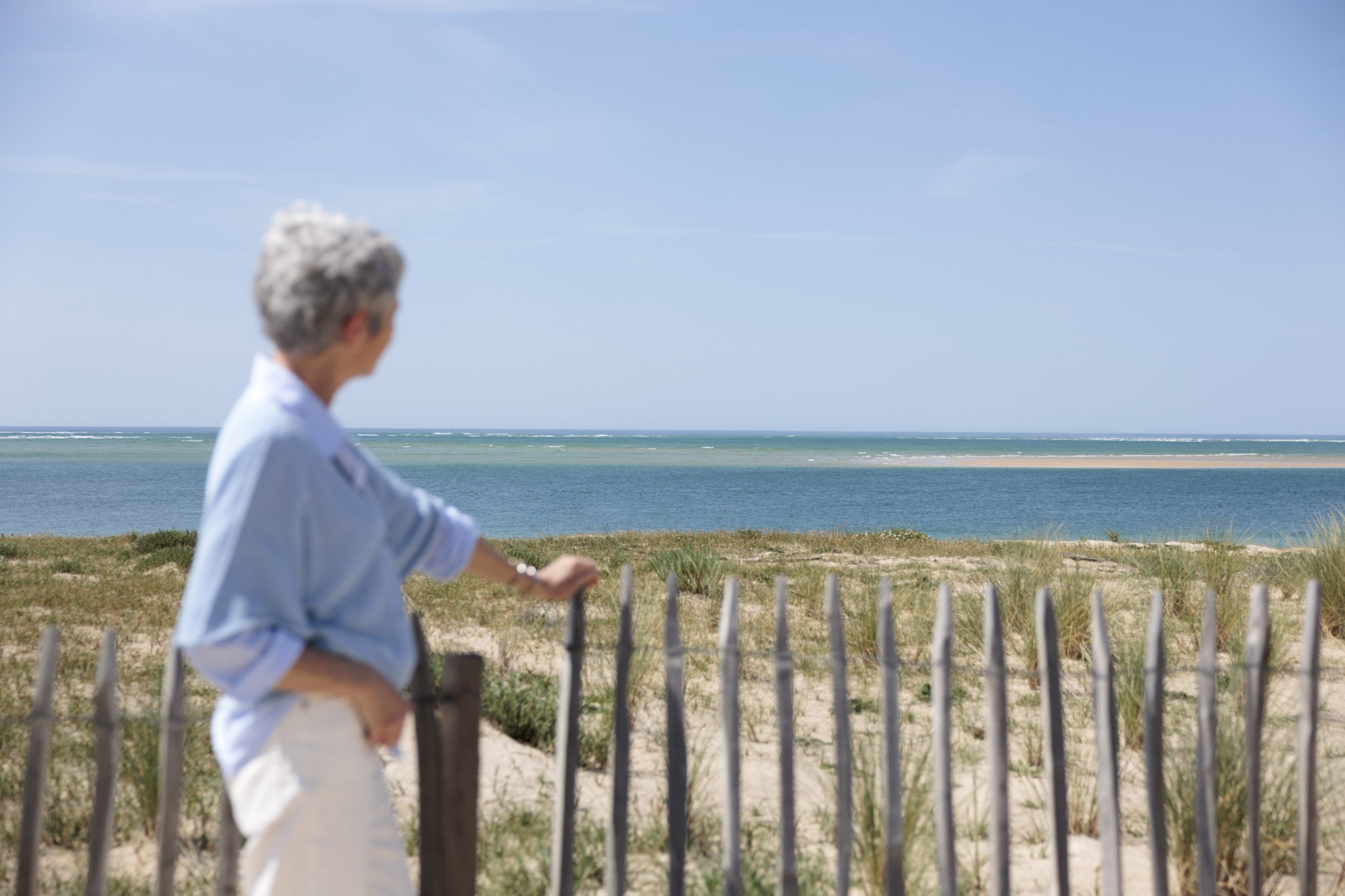 Nicole Gouaud, face au bassin d'arcachon, en Gironde, vous accompagne dans votre chemin intérieur.